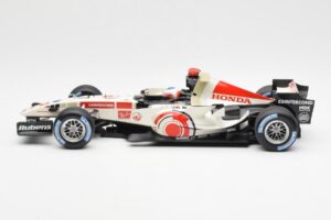 Honda Racing Team RA106 #11 R. Barrichello F1 2006 Minichamps 1:18 100060011 Metalas - nuotrauka 3 iš 6