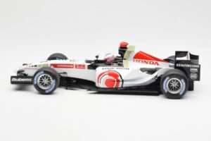 Honda RA106 Honda Racing Team R. Barrichello F1 Showcar 2006 Minichamps 1:18 08MF1-06B-CRB18 Metalas - nuotrauka 3 iš 6