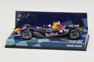 Jordan EJ12 Honda T. Sato F1 2002 Minichamps 1:43 403020110 Metalas