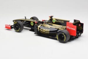 Lotus Renault GP R31 #10 B. Senna F1 2011 Minichamps 1:18 150110079-C1 Metalas - nuotrauka 5 iš 7