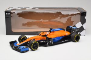 McLaren MCL35M #3 D. Ricciardo Bahrain GP 2021 Minichamps 1:18 530211803 Metalas - nuotrauka 7 iš 7