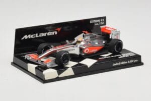 McLaren Mercedes MP4-24 #1 L. Hamilton Showcar 2009 Minichamps 1:43 530094371 Metalas - nuotrauka 2 iš 5