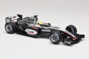 McLaren MP4/19 Mercedes L. Hamilton Autosport Young Driver Test Silverstone 2004 Minichamps 1:18 530044418 Metalas - nuotrauka 4 iš 7