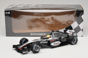 McLaren MP4/19 Mercedes L. Hamilton Autosport Young Driver Test Silverstone 2004 Minichamps 1:18 530044418 Metalas - nuotrauka 7 iš 7