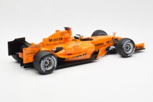 McLaren MP4-20 Mercedes P. de la Rosa Interim Test Car 2006 Minichamps 1:18 530061894 Metalas - nuotrauka 2 iš 6
