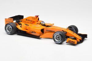 McLaren Mercedes MP4-20 P. de la Rosa F1 Test Car 2005 Minichamps 1:18 B66962343 Metalas - nuotrauka 4 iš 6
