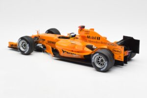 McLaren Mercedes MP4-20 P. de la Rosa F1 Test Car 2005 Minichamps 1:18 B66962343 Metalas - nuotrauka 5 iš 6