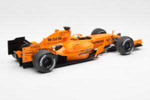 McLaren MP4-21 Mercedes #4 J.P. Montoya Interim Livery 2006 Minichamps 1:18 530061874 Metalas - nuotrauka 2 iš 6