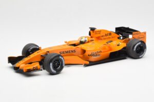 McLaren MP4-21 Mercedes #4 J.P. Montoya Interim Livery 2006 Minichamps 1:18 530061874 Metalas