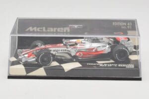McLaren Mercedes MP4-23 #22 L. Hamilton Race Car 2008 Minichamps 1:43 530084322 Metalas - nuotrauka 5 iš 5