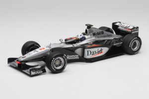 McLaren MP4-15 #2 D. Coulthard F1 2000 Minichamps 1:18 B66962118 Metalas