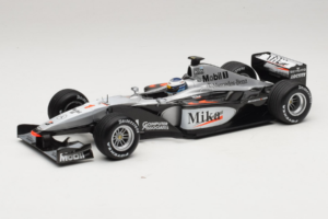 McLaren MP4-15 #1 M. Hakkinen F1 2000 Minichamps 1:18 B66962117 Metalas