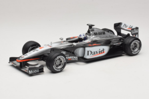 McLaren MP4-16 Mercedes #3 D. Coulthard F1 2001 Hot Wheels 1:18 50199 Metalas