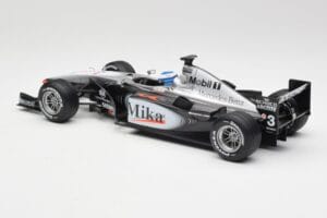 McLaren MP4-16 #4 M. Häkkinen F1 2001 Hot Wheels 1:18 50198 Metalas - nuotrauka 5 iš 6