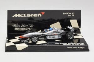 McLaren MP4/98T 2-Seater M. Hakkinen / E. Hakkinen F1 2000 Minichamps 1:43 530984378 Metalas