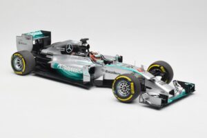 Mercedes AMG Petronas W05 #44 L. Hamilton F1 World Champion 2014 Minichamps 1:18 186140044 Metalas - nuotrauka 4 iš 7