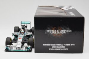 Mercedes AMG Petronas W05 #44 L. Hamilton F1 World Champion 2014 Minichamps 1:18 186140044 Metalas - nuotrauka 6 iš 7