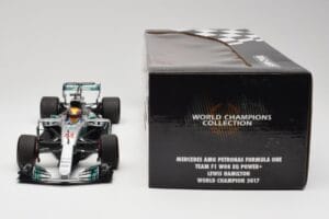 Mercedes AMG W08 EQ Power+ Petronas #44 L. Hamilton F1 World Champion 2017 Minichamps 1:18 186170044 Derva - nuotrauka 6 iš 7