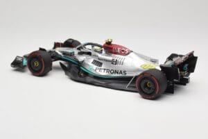 Mercedes AMG W13 E Performance Petronas #44 L. Hamilton Brazilian GP 2022 Minichamps 1:18 110222144 Derva - nuotrauka 5 iš 7