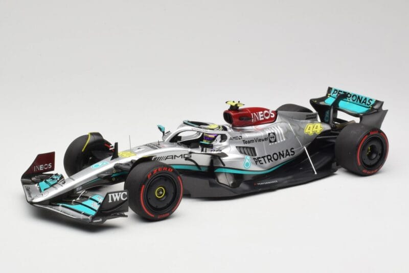 Mercedes AMG W13 E Performance Petronas #44 L. Hamilton Brazilian GP 2022 Minichamps 1:18 110222144 Derva