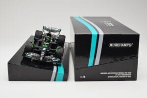 Mercedes AMG W14 E Performance Petronas #63 G. Russell Bahrain GP 2023 Minichamps 1:18 113230163 Derva - nuotrauka 6 iš 7