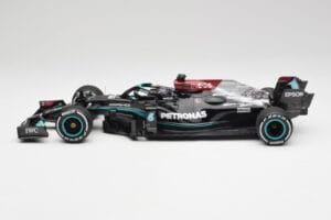 Mercedes AMG W12 #44 L. Hamilton Bahrain GP 2021 Minichamps 1:18 110210144 Metalas - nuotrauka 3 iš 7