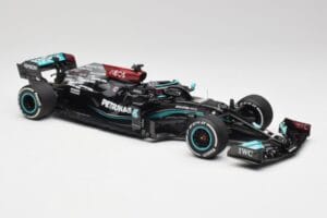 Mercedes AMG W12 #44 L. Hamilton Bahrain GP 2021 Minichamps 1:18 110210144 Metalas - nuotrauka 4 iš 7