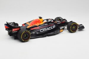 Oracle Red Bull Racing RB18 #1 M. Verstappen Winner Italian GP 2022 Minichamps 1:18 110221601 Metalas - nuotrauka 2 iš 7
