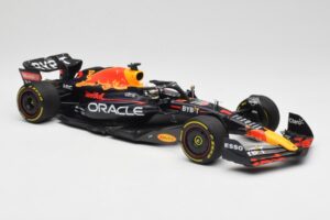 Oracle Red Bull Racing RB18 #1 M. Verstappen Winner Italian GP 2022 Minichamps 1:18 110221601 Metalas - nuotrauka 4 iš 7