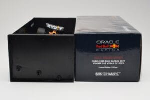 Oracle Red Bull Racing RB19 #33 M. Verstappen Las Vegas GP Winner 2023 Minichamps 1:18 110232201 Derva - nuotrauka 6 iš 7