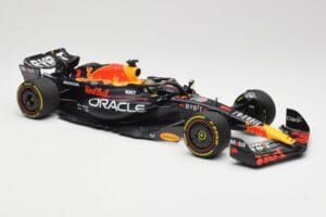 Oracle Red Bull Racing RB19 #1 M. Verstappen Winner Abu Dhabi GP 2023 Minichamps 1:18 110232301 Metalas - nuotrauka 4 iš 7