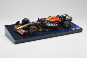 Red Bull Racing RB19 #11 S. Perez Winner Saudi Arabian GP 2023 Minichamps 1:18 113230111 Metalas - nuotrauka 2 iš 6