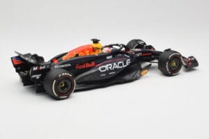 Oracle Red Bull Racing RB20 #1 M. Verstappen Winner Bahrain GP 2024 Minichamps 1:18 110240101 Metalas - nuotrauka 2 iš 7