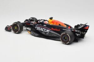 Oracle Red Bull Racing RB20 #1 M. Verstappen Winner Bahrain GP 2024 Minichamps 1:18 110240101 Metalas - nuotrauka 5 iš 7