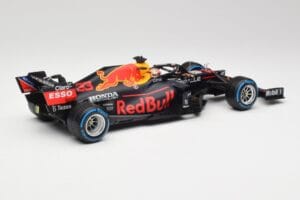 Red Bull Racing Honda RB16B #33 M. Verstappen Turkish GP 2nd Place 2021 Minichamps 1:18 110211633 Metalas - nuotrauka 2 iš 7