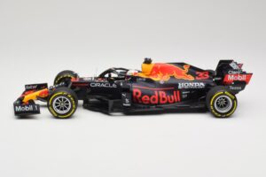 Red Bull Racing Honda RB16B #33 M. Verstappen Mexican GP Winner 2021 Minichamps 1:18 110211933 Derva - nuotrauka 3 iš 6