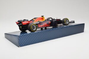 Red Bull Racing Honda RB16B #33 M. Verstappen Emilia Romagna GP 2021 Case Edition Minichamps 1:18 113210133 Derva - nuotrauka 3 iš 7