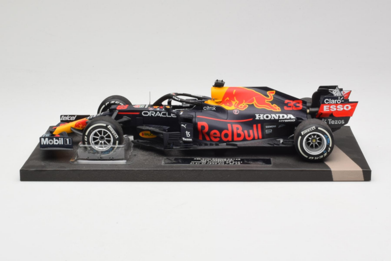 Red Bull Racing RB16B #33 M. Verstappen Monaco GP Winner 2021 Minichamps 1:18 113210533-R1 Derva