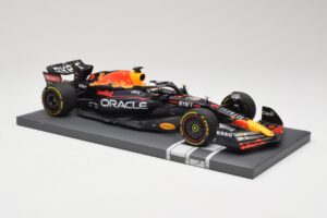 Oracle Red Bull Racing RB18 #33 M. Verstappen Belgian GP 2022 Minichamps 1:18 113221401 Derva - nuotrauka 4 iš 7