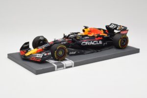 Oracle Red Bull Racing RB18 #33 M. Verstappen Mexican GP 2022 Minichamps 1:18 113222001 Derva - nuotrauka 2 iš 7
