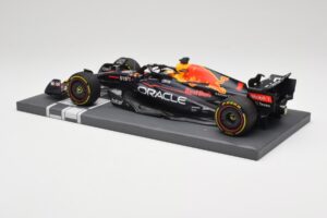 Oracle Red Bull Racing RB18 #33 M. Verstappen Mexican GP 2022 Minichamps 1:18 113222001 Derva - nuotrauka 5 iš 7