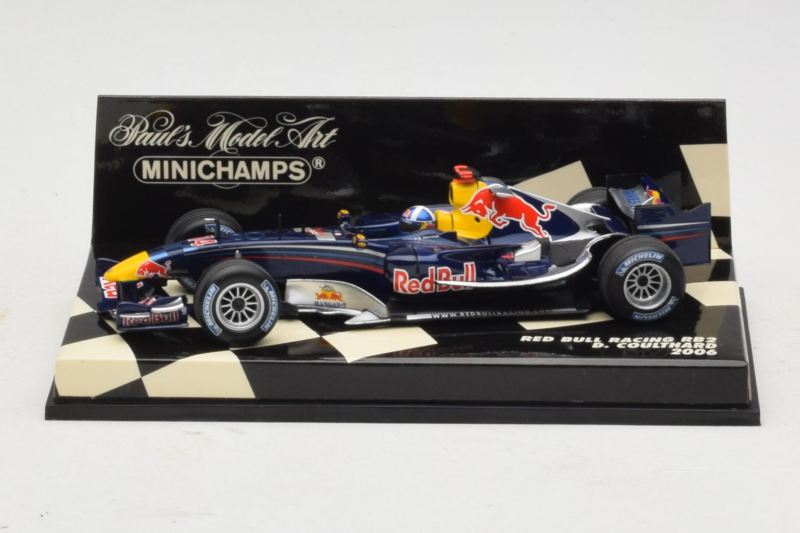 Red Bull Racing RB2 #14 D. Coulthard F1 2006 Minichamps 1:43 400060014 Metalas