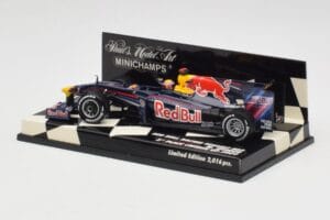 Red Bull Racing Renault RB5 #14 M. Webber Race Car 2009 Minichamps 1:43 400090114 Metalas - nuotrauka 3 iš 5