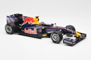 Red Bull Racing Renault RB5 #5 S. Vettel Showcar 2010 Minichamps 1:18 153100175 Metalas - nuotrauka 4 iš 6