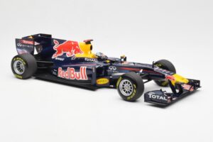 Red Bull Racing Renault RB6 #5 S. Vettel F1 World Champion Showcar 2010 Minichamps 1:18 150100075 Metalas - nuotrauka 4 iš 6