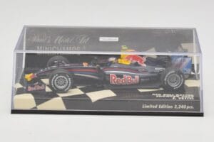 Red Bull Racing Renault RB5 #15 S. Vettel Showcar 2009 Minichamps 1:43 400090085 Metalas - nuotrauka 5 iš 5