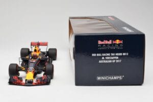 Red Bull Racing RB13 Tag Heuer #33 M. Verstappen Australian GP 2017 Minichamps 1:18 110170033 Derva - nuotrauka 6 iš 7