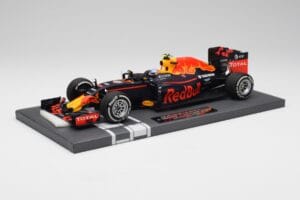 Red Bull RB12 #33 M. Verstappen Spain GP Winner 2016 Minichamps 1:18 117160333 Metalas - nuotrauka 2 iš 7