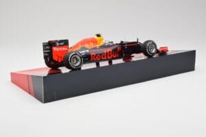 Red Bull RB12 #33 M. Verstappen Spain GP Winner 2016 Minichamps 1:18 147160533 Metalas - nuotrauka 3 iš 6