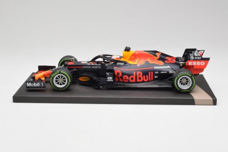 Red Bull RB15 #33 M. Verstappen German GP Winner Wet 2019 Minichamps 1:18 113191133 Metalas